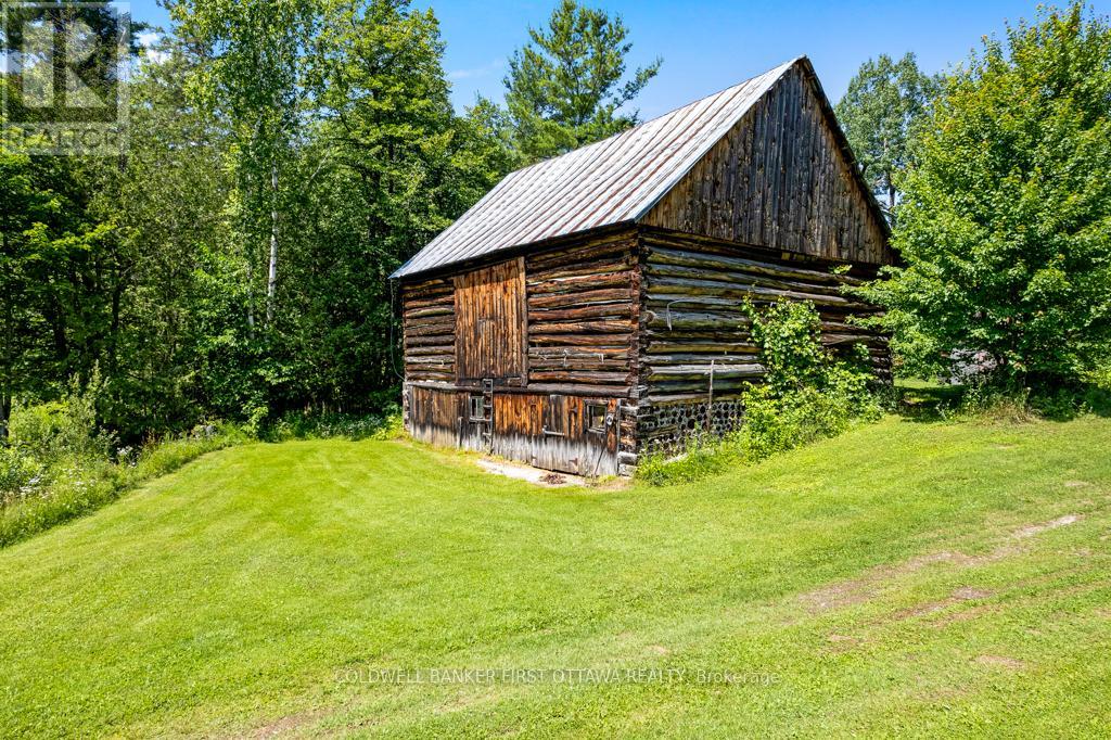 Photo 22 of 9252 Highway 511 Road, Lanark Highlands ON