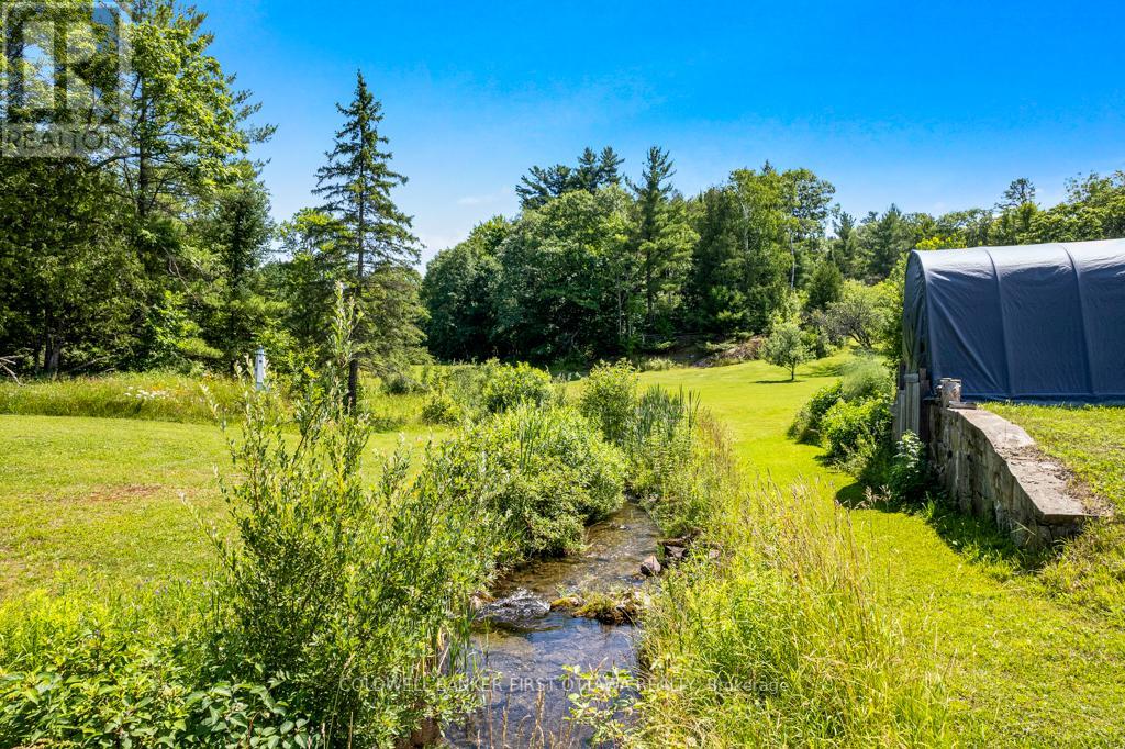 Photo 20 of 9252 Highway 511 Road, Lanark Highlands ON