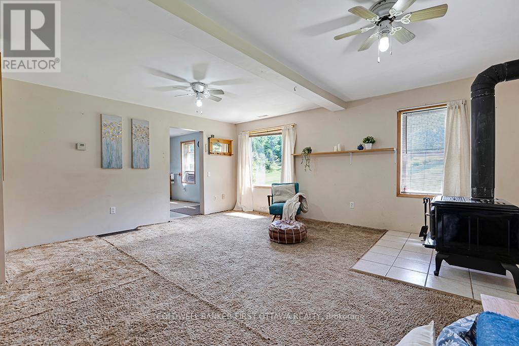 Photo 12 of 9252 Highway 511 Road, Lanark Highlands ON