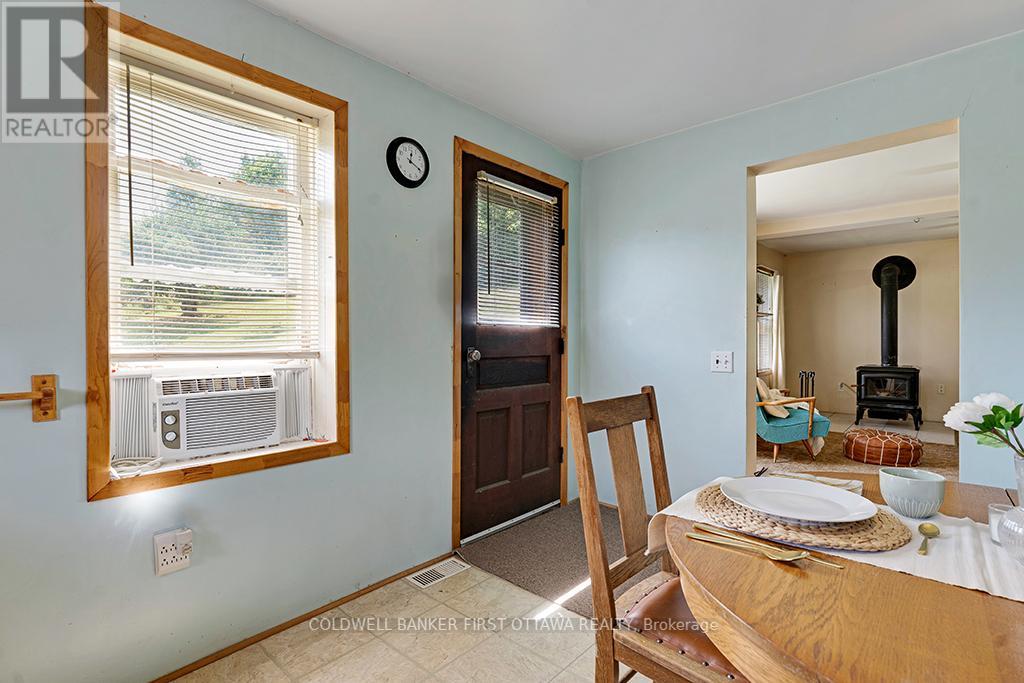 Photo 9 of 9252 Highway 511 Road, Lanark Highlands ON