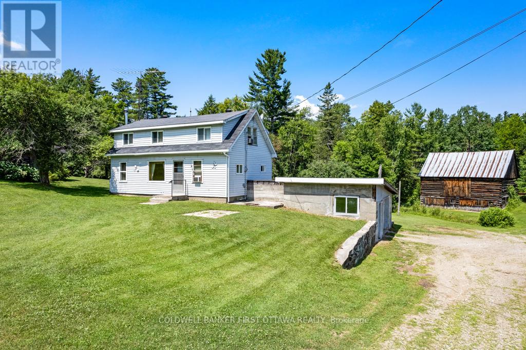 Photo 5 of 9252 Highway 511 Road, Lanark Highlands ON