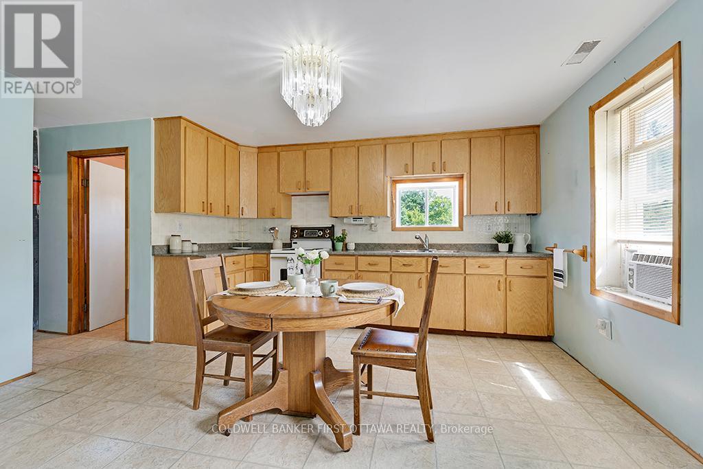 Photo 7 of 9252 Highway 511 Road, Lanark Highlands ON