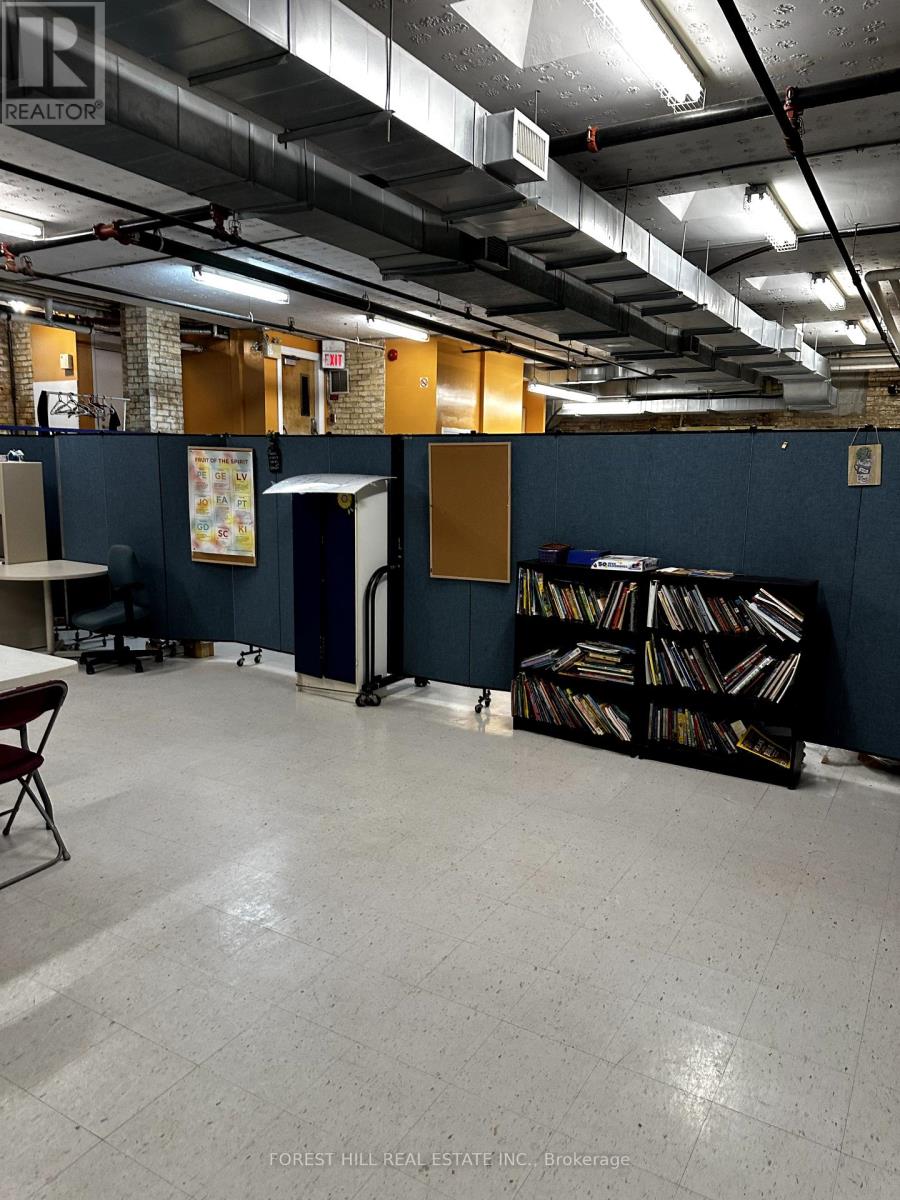 Photo 10 of Lower 525 Bloor Street E, Toronto ON