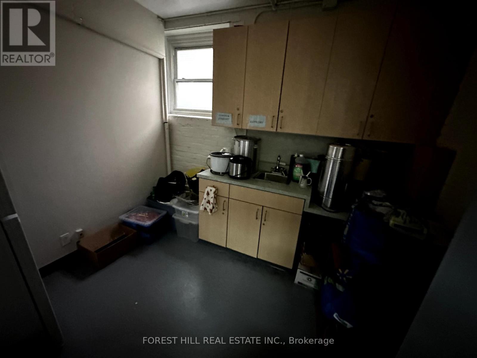 Photo 13 of Lower 525 Bloor Street E, Toronto ON
