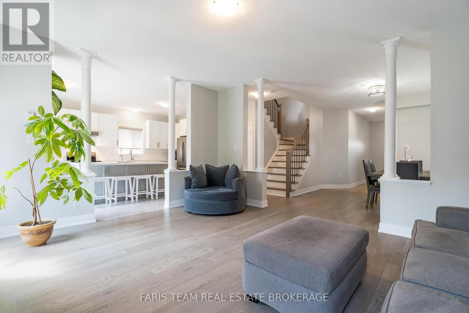 Photo 15 of 1377 Sheldon Street, Innisfil ON