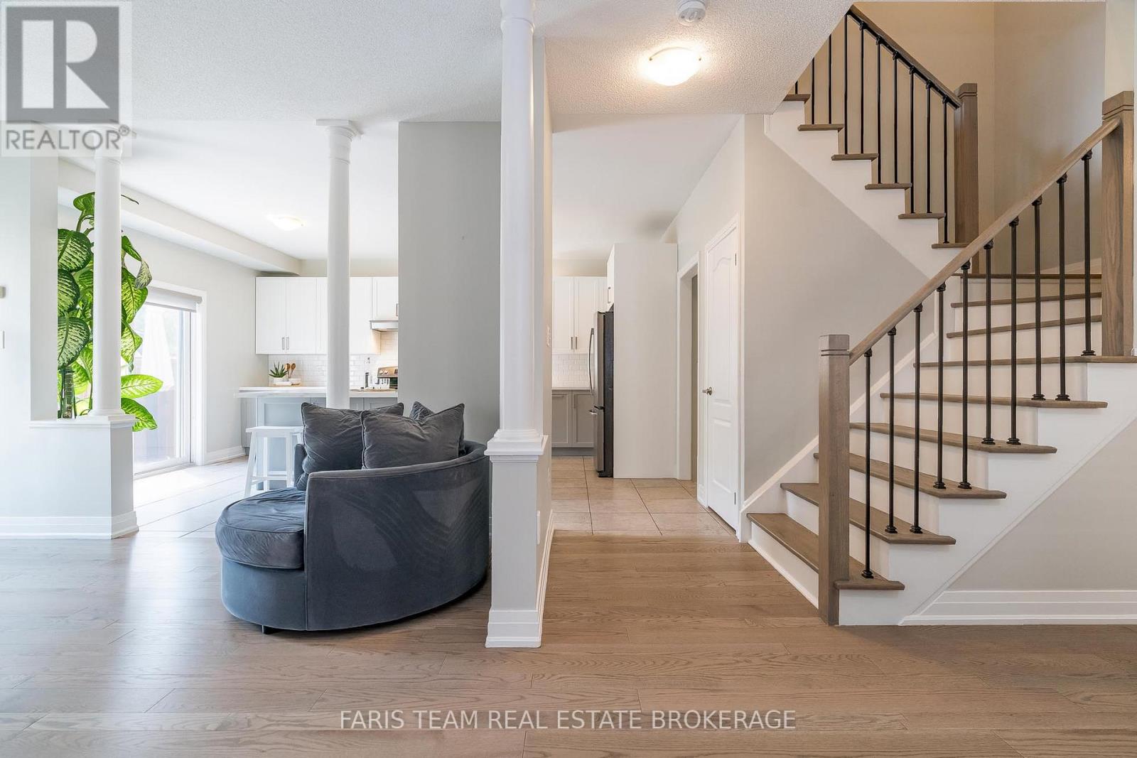 Photo 19 of 1377 Sheldon Street, Innisfil ON