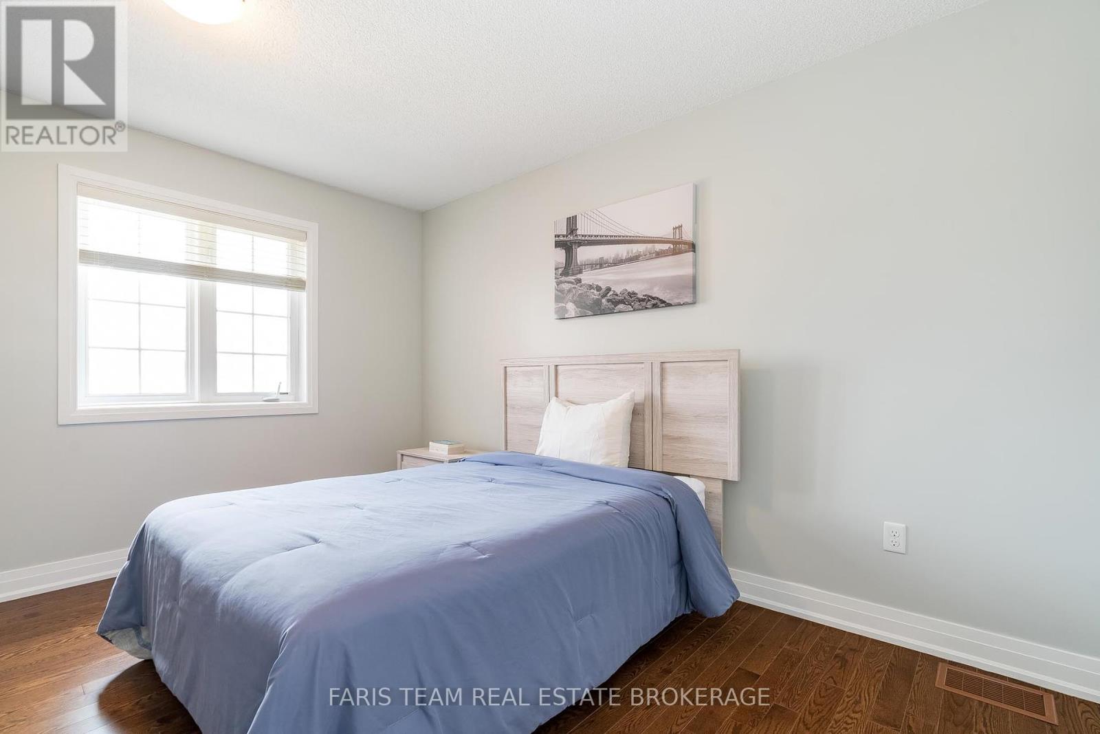 Photo 24 of 1377 Sheldon Street, Innisfil ON