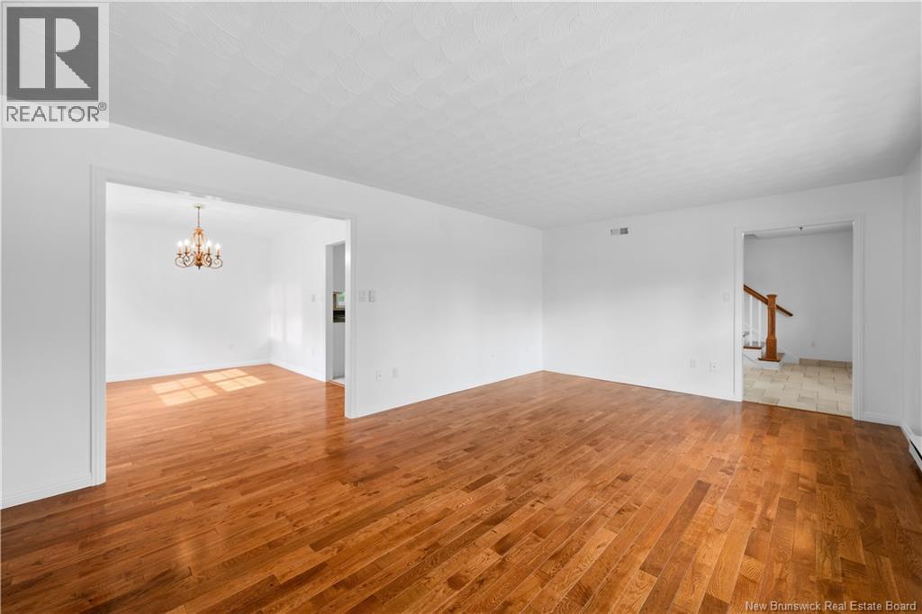 Photo 10 of 468 Glencairn Drive, Moncton NB