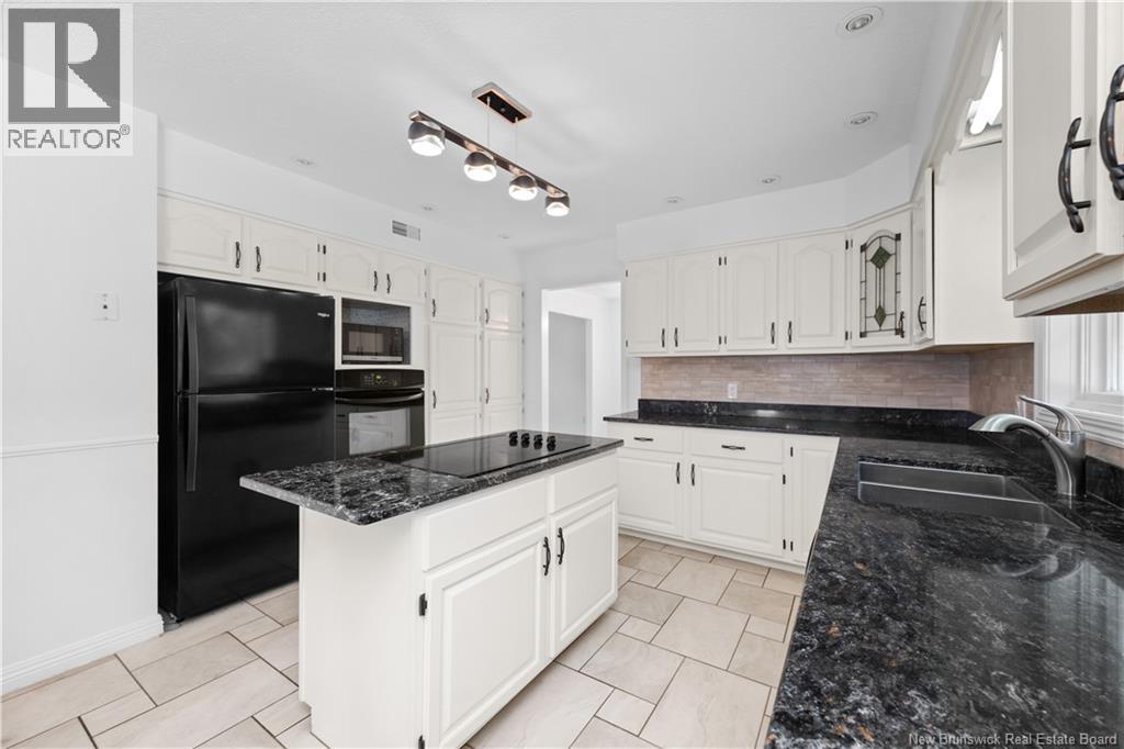 Photo 15 of 468 Glencairn Drive, Moncton NB