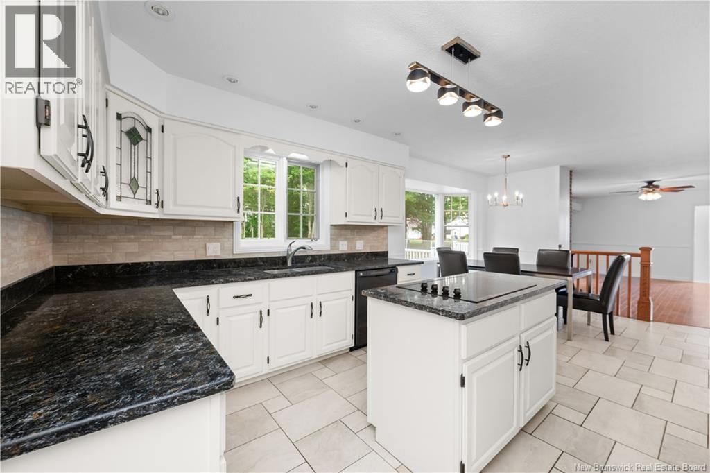 Photo 13 of 468 Glencairn Drive, Moncton NB