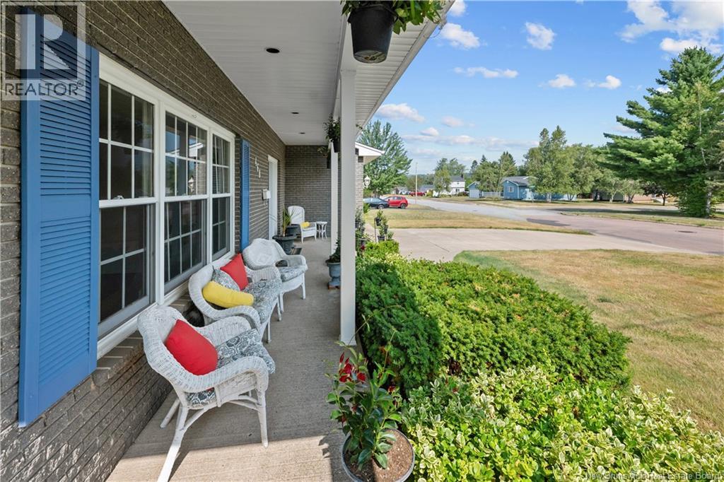 Photo 3 of 468 Glencairn Drive, Moncton NB