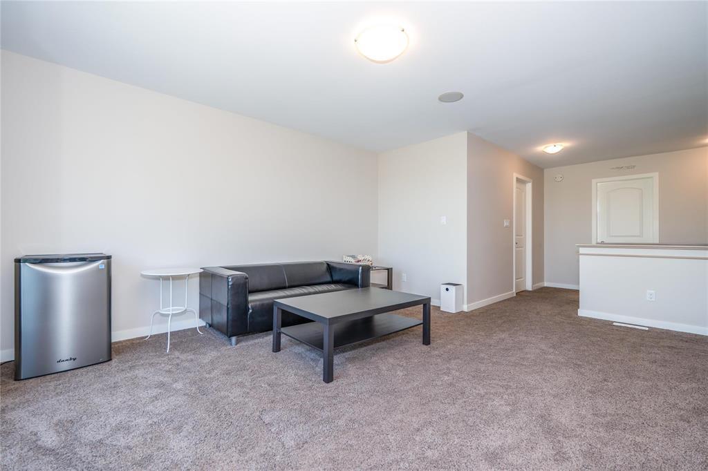 Photo 22 of 47 Eagleview Road, Winnipeg MB