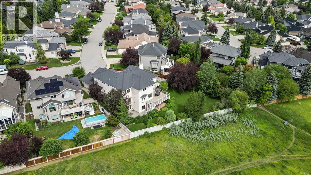 Single Family House for Sale in  Schiller Crescent NW Scenic Acres Calgary 