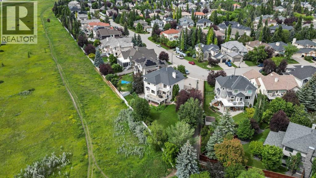 Single Family House for Sale in  Schiller Crescent NW Scenic Acres Calgary 
