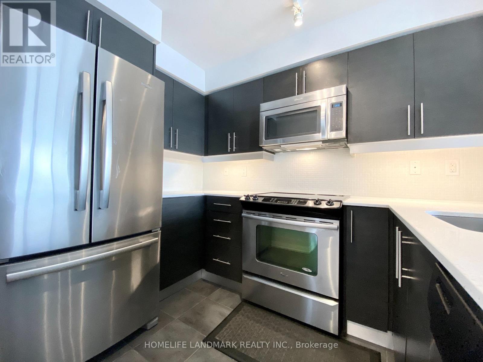 Photo 4 of 2012 125 Western Battery Road, Toronto ON
