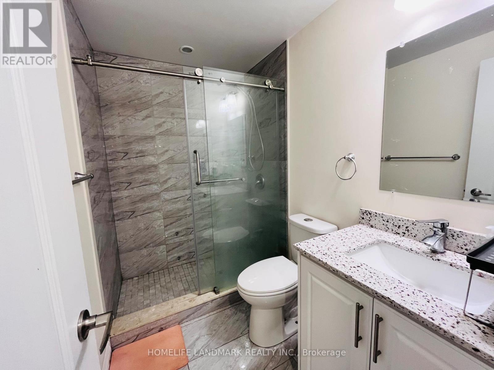 Photo 13 of Bsmt 21 Plantain Lane, Richmond Hill ON