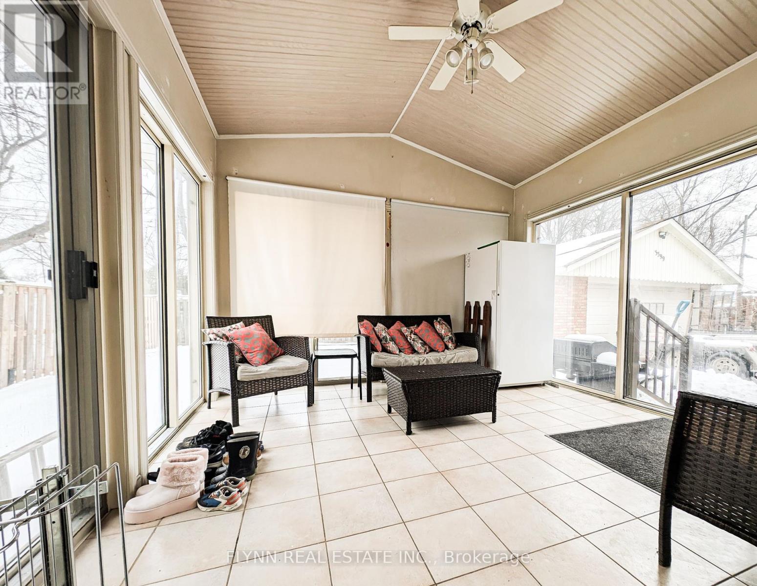 Photo 6 of 3399 Cattell Drive, Niagara Falls ON