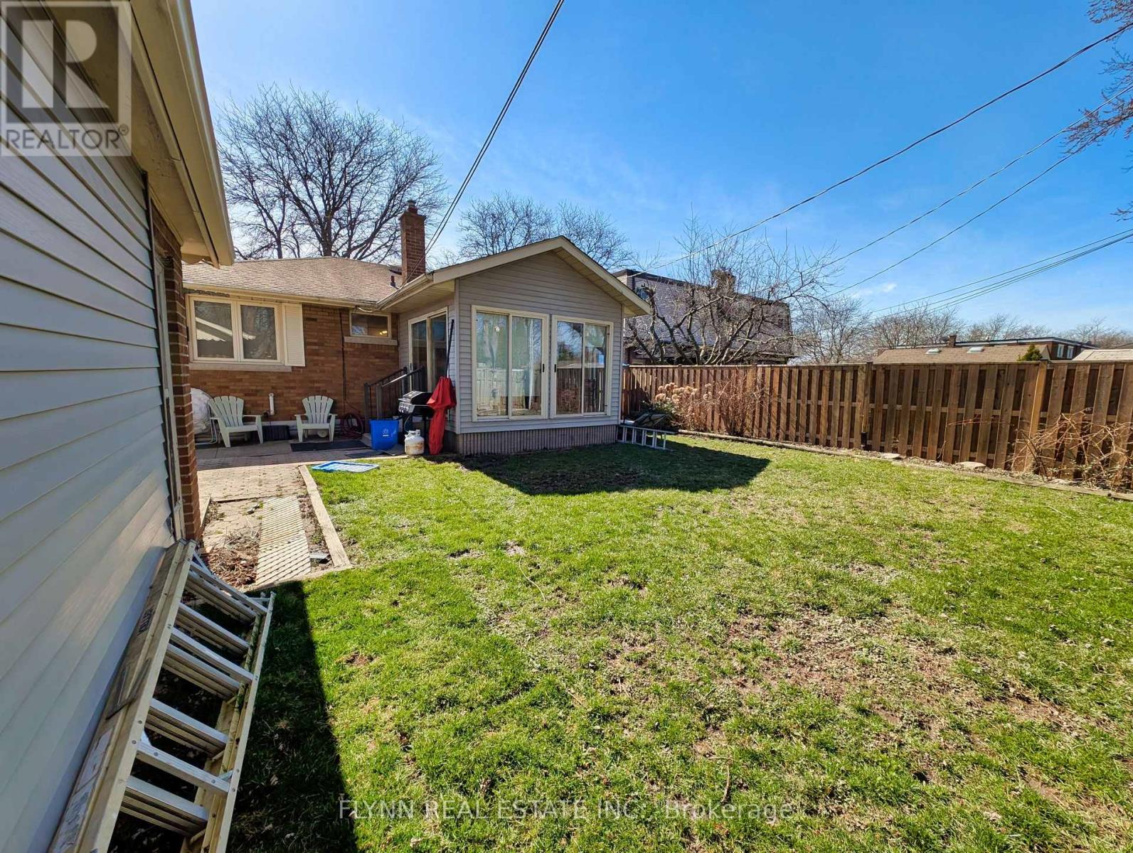 Photo 25 of 3399 Cattell Drive, Niagara Falls ON