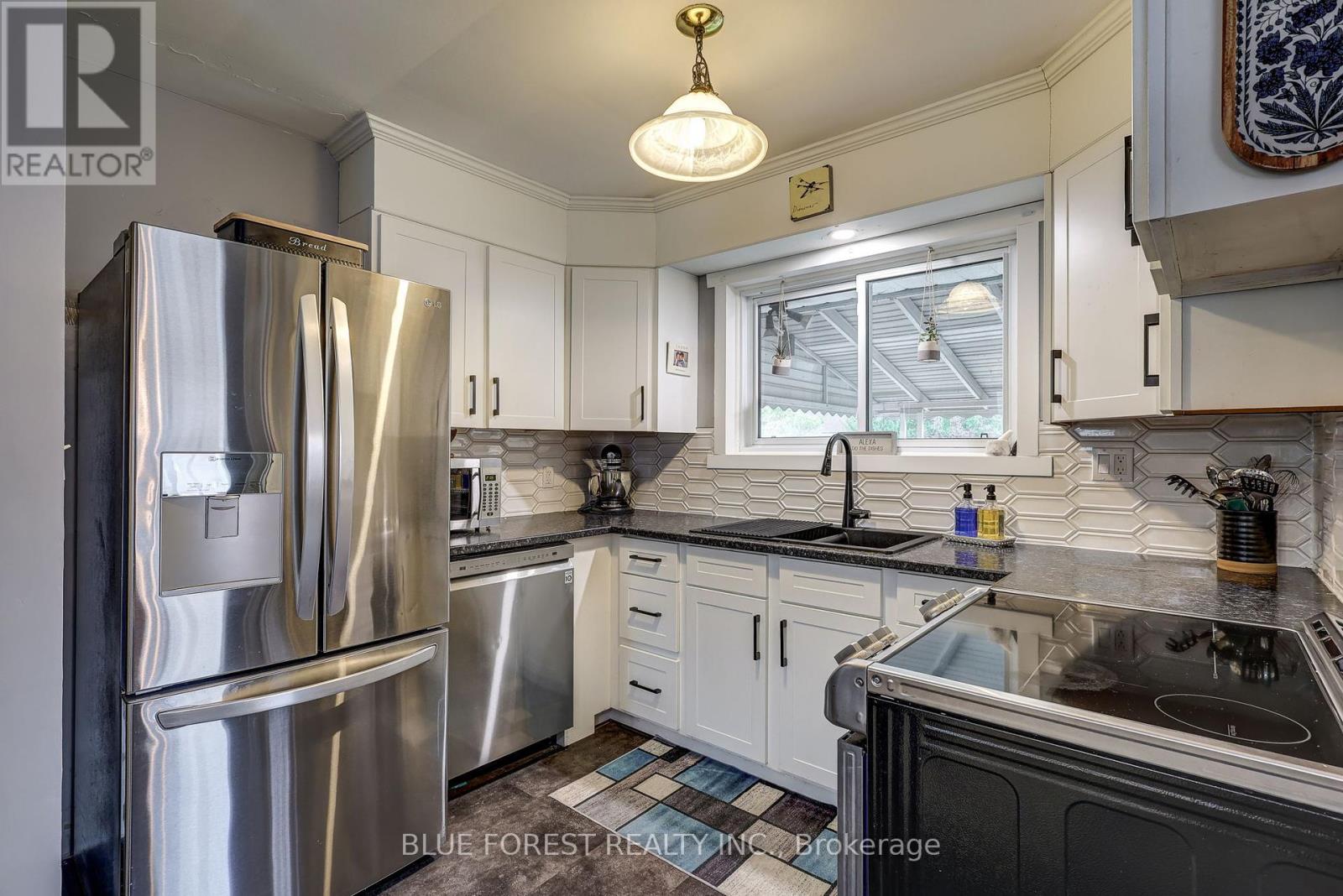 Photo 46 of 199 Burlington Street, London South ON
