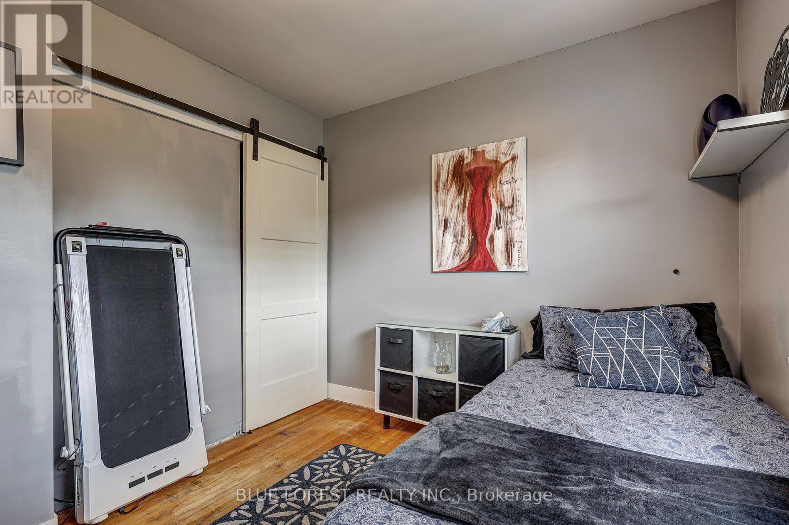 Photo 11 of 199 Burlington Street, London South ON