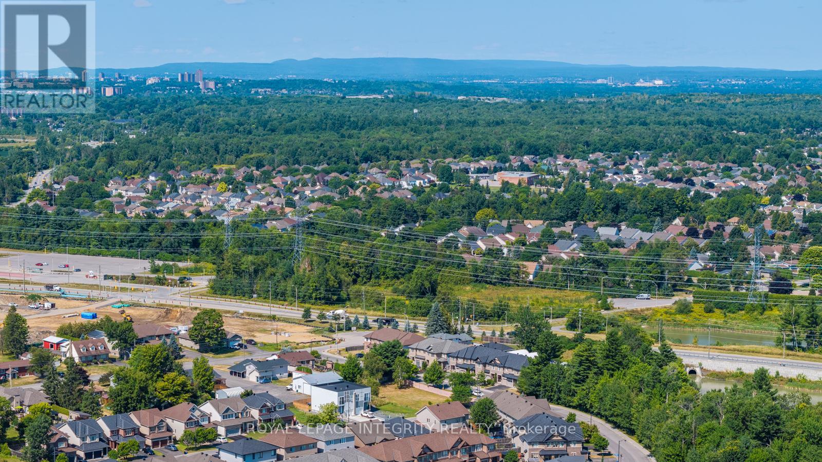 Photo 12 of 877 A Contour Street, Ottawa ON