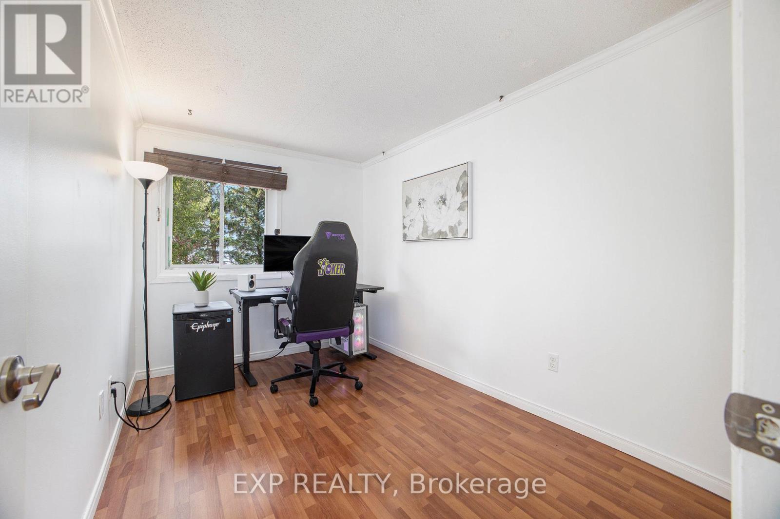 Photo 15 of 68 30 Baneberry Crescent, Ottawa ON