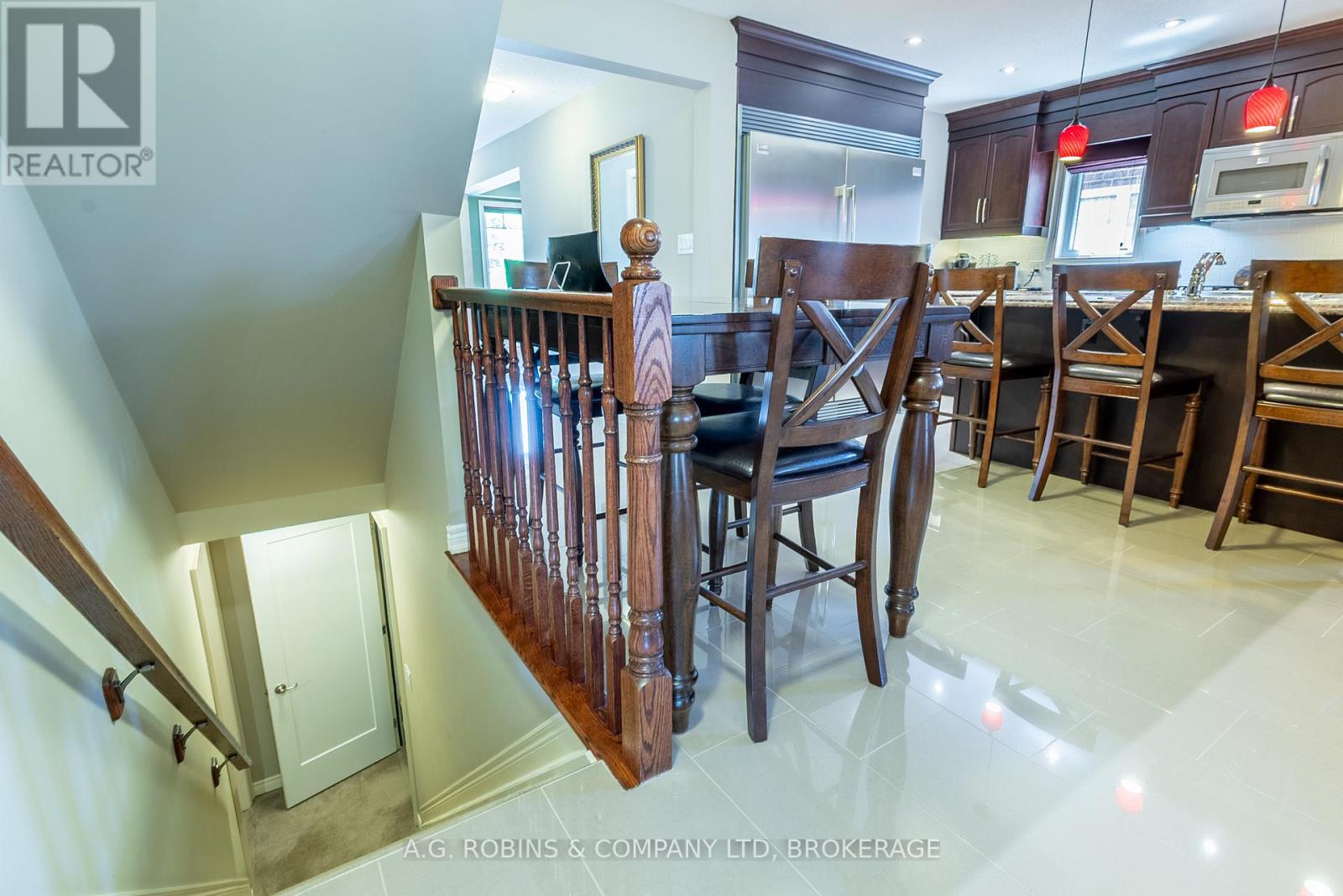 Photo 16 of 103 Tuliptree Road, Thorold ON