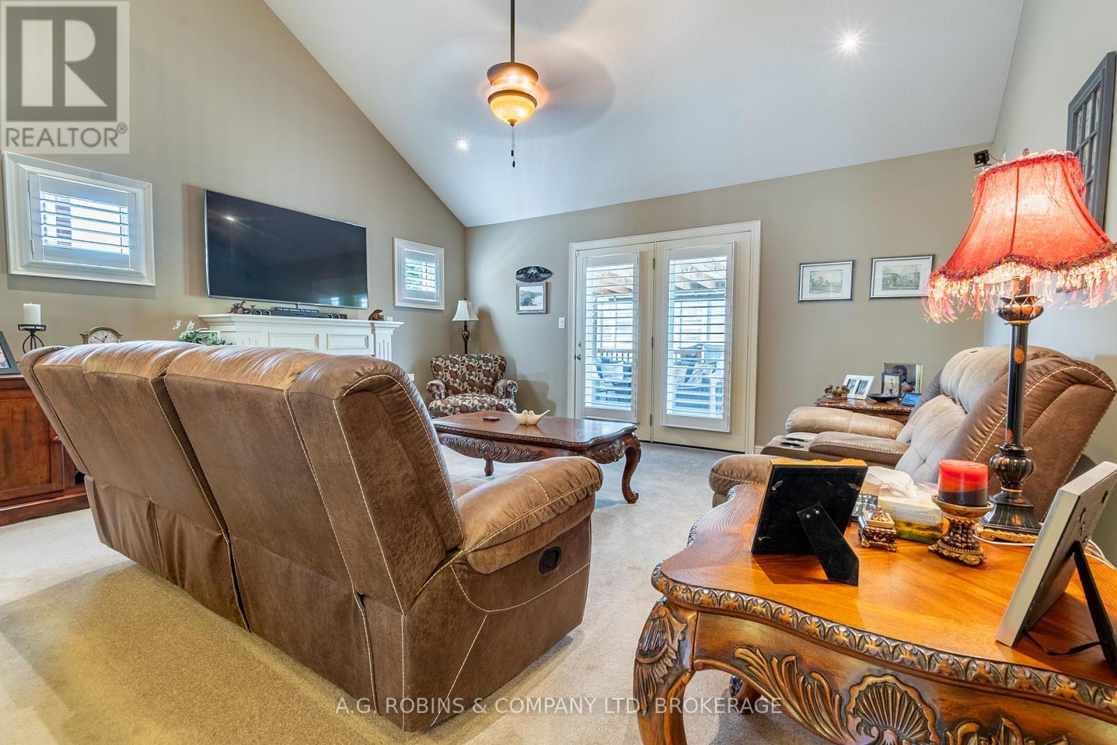 Photo 17 of 103 Tuliptree Road, Thorold ON