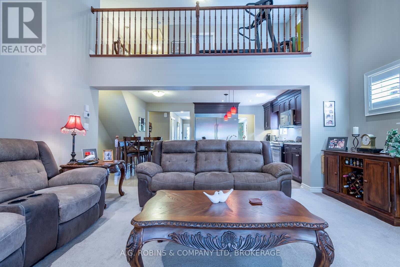Photo 18 of 103 Tuliptree Road, Thorold ON