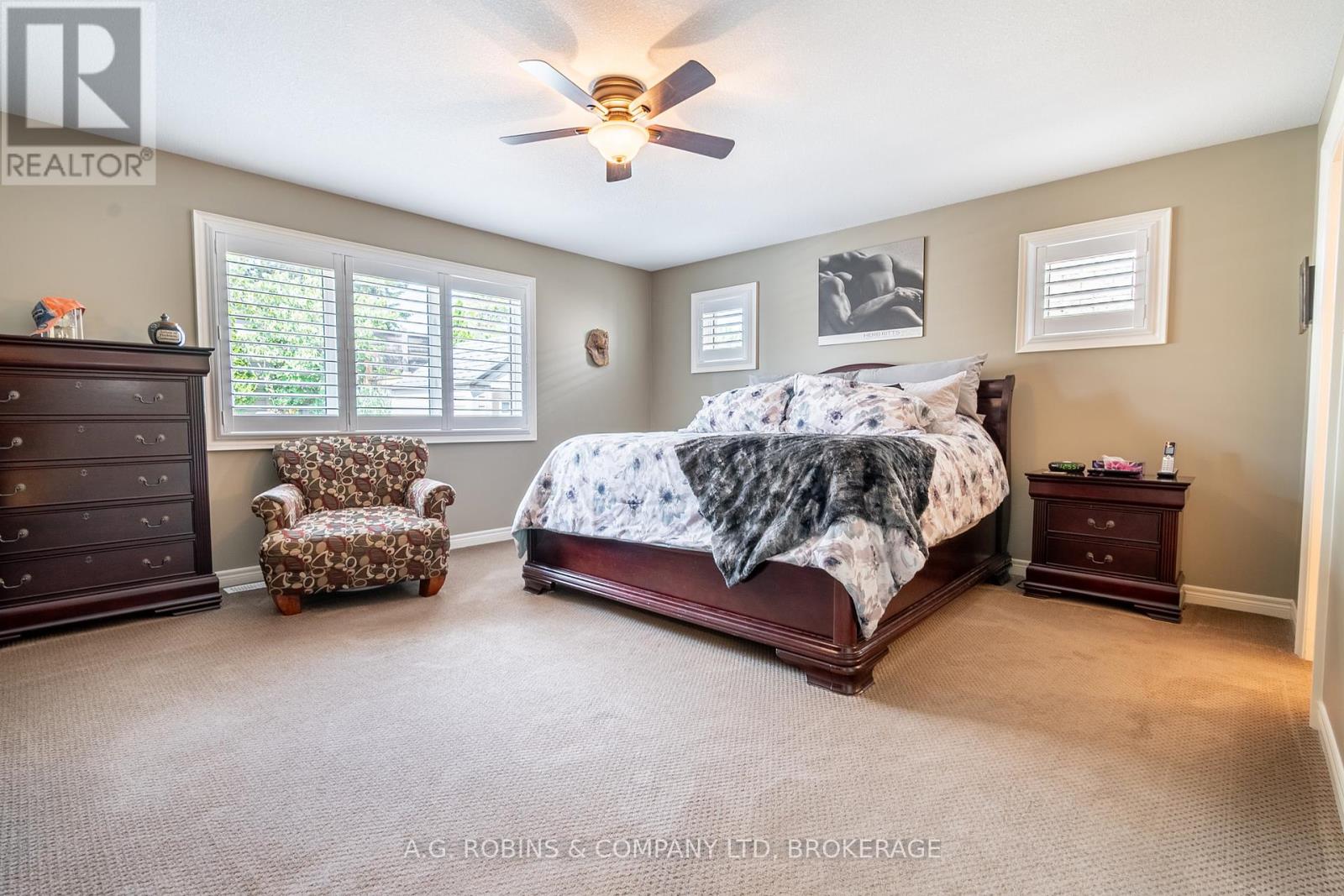 Photo 20 of 103 Tuliptree Road, Thorold ON