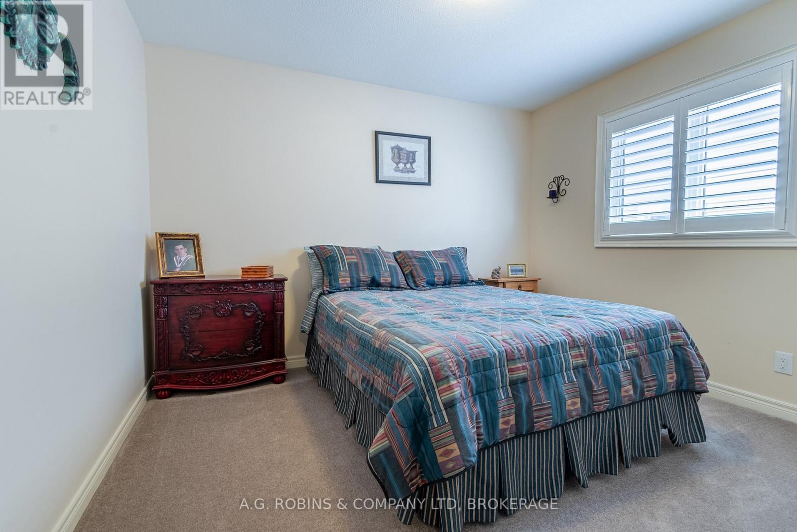 Photo 28 of 103 Tuliptree Road, Thorold ON