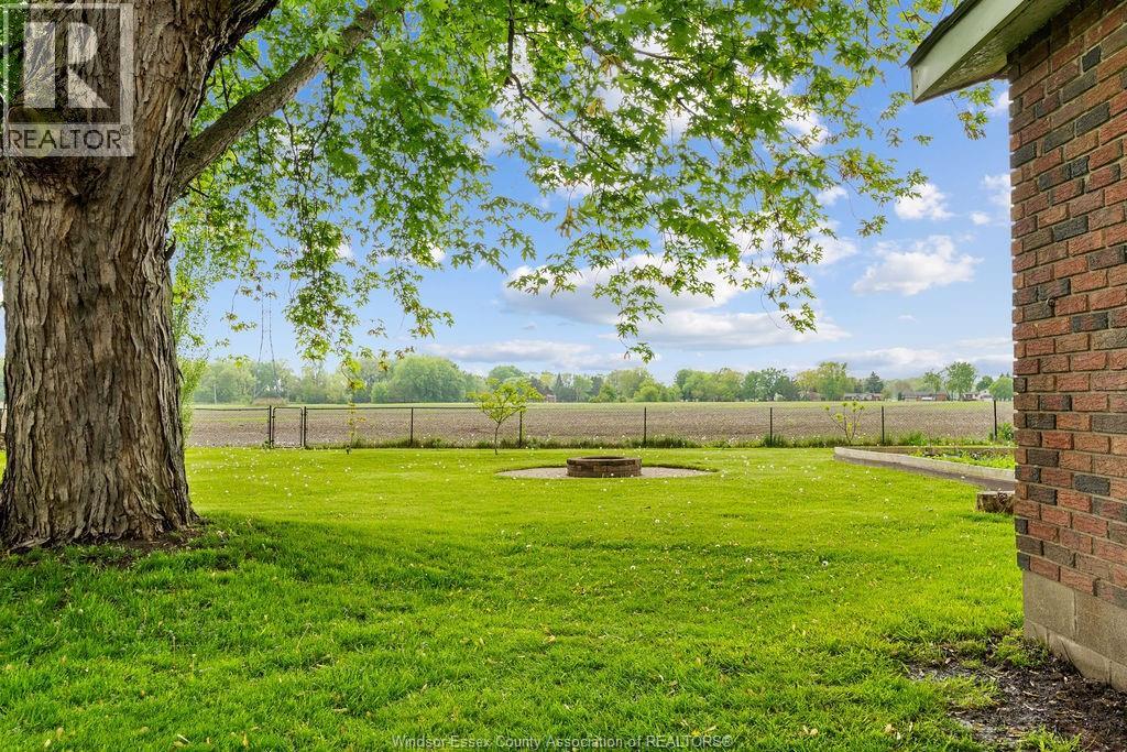 Photo 26 of 4689 Huron Church Line Road, Lasalle ON