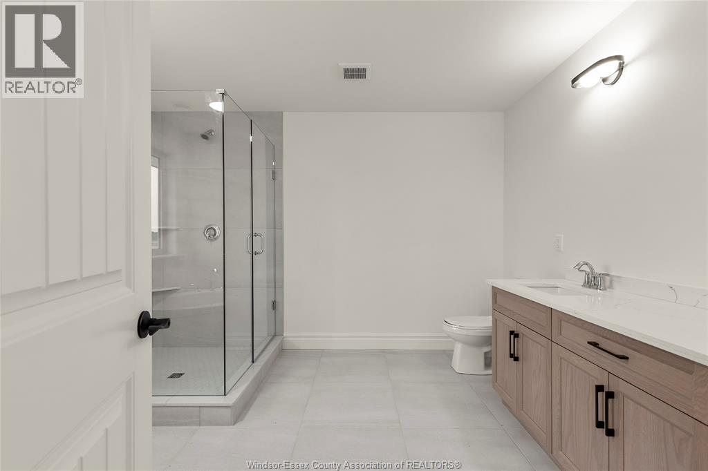 Photo 21 of 468 Marla Crescent, Lakeshore ON