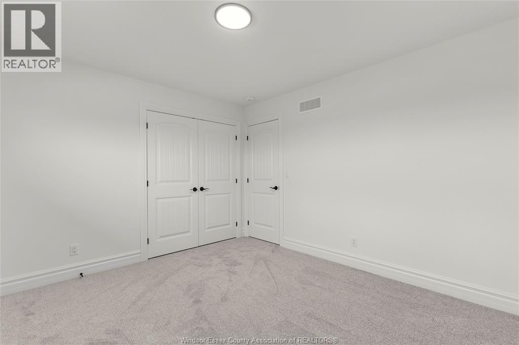Photo 27 of 468 Marla Crescent, Lakeshore ON