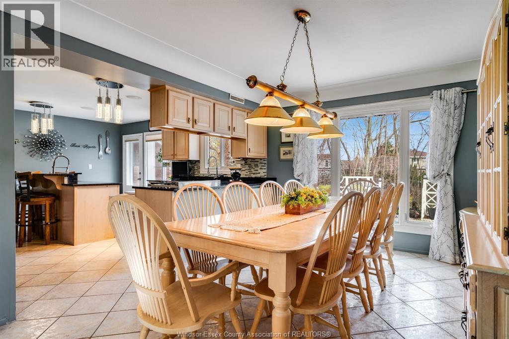 Photo 25 of 77 Prince Albert Street North, Kingsville ON