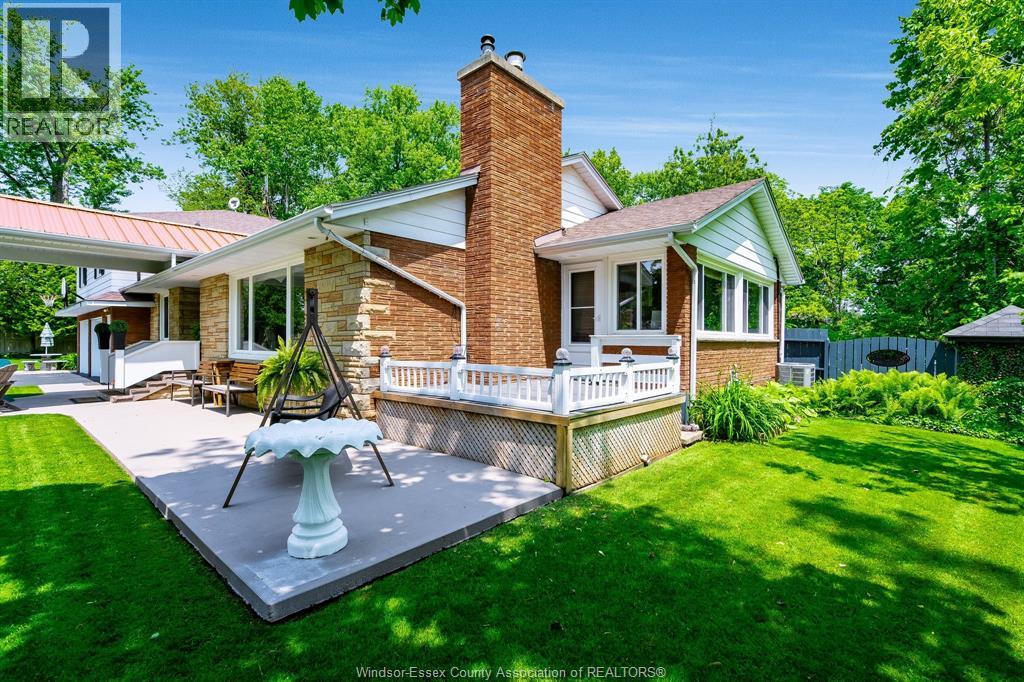 Photo 9 of 77 Prince Albert Street North, Kingsville ON