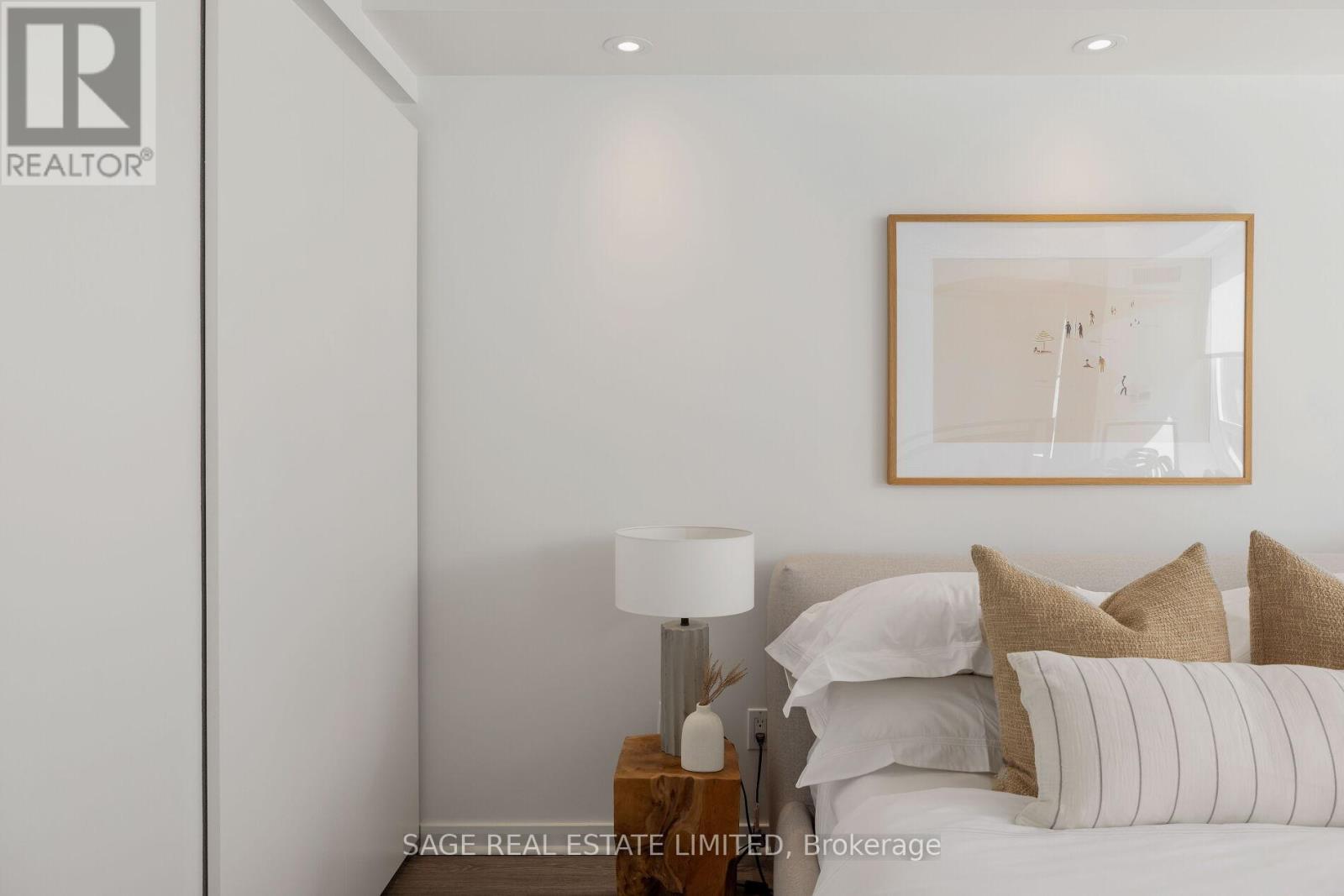 Photo 26 of 811 800 King Street W, Toronto ON