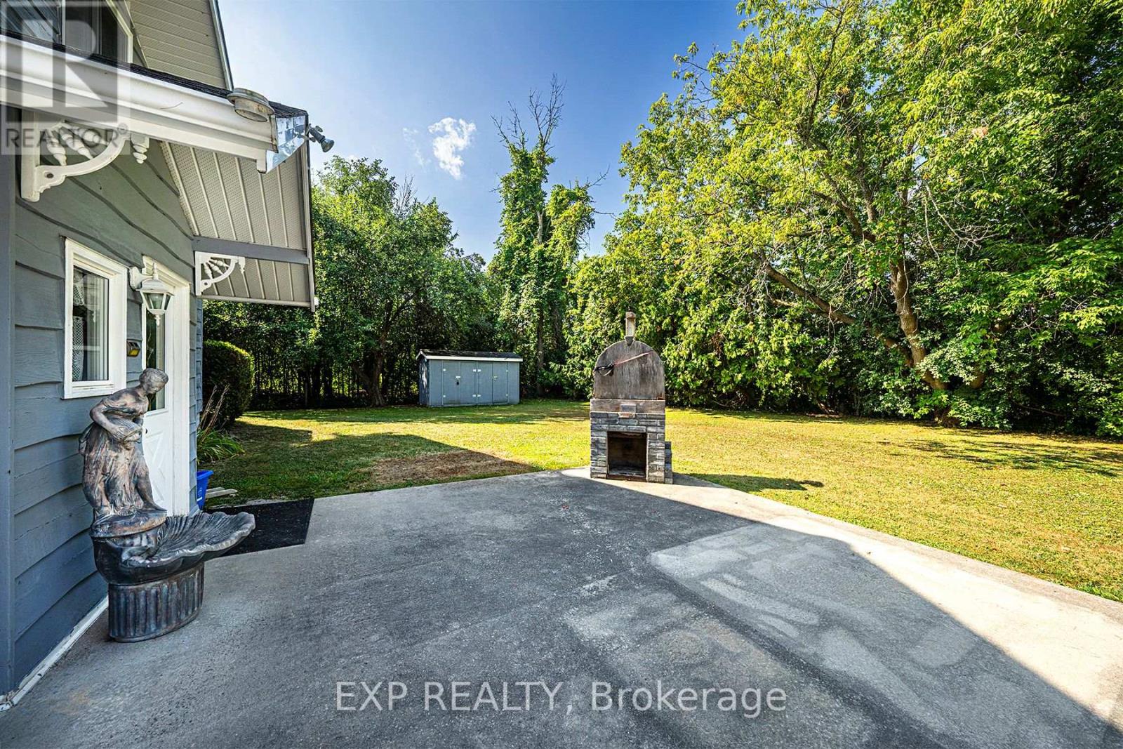 Photo 38 of 76 Sunset Beach Road, Georgina ON