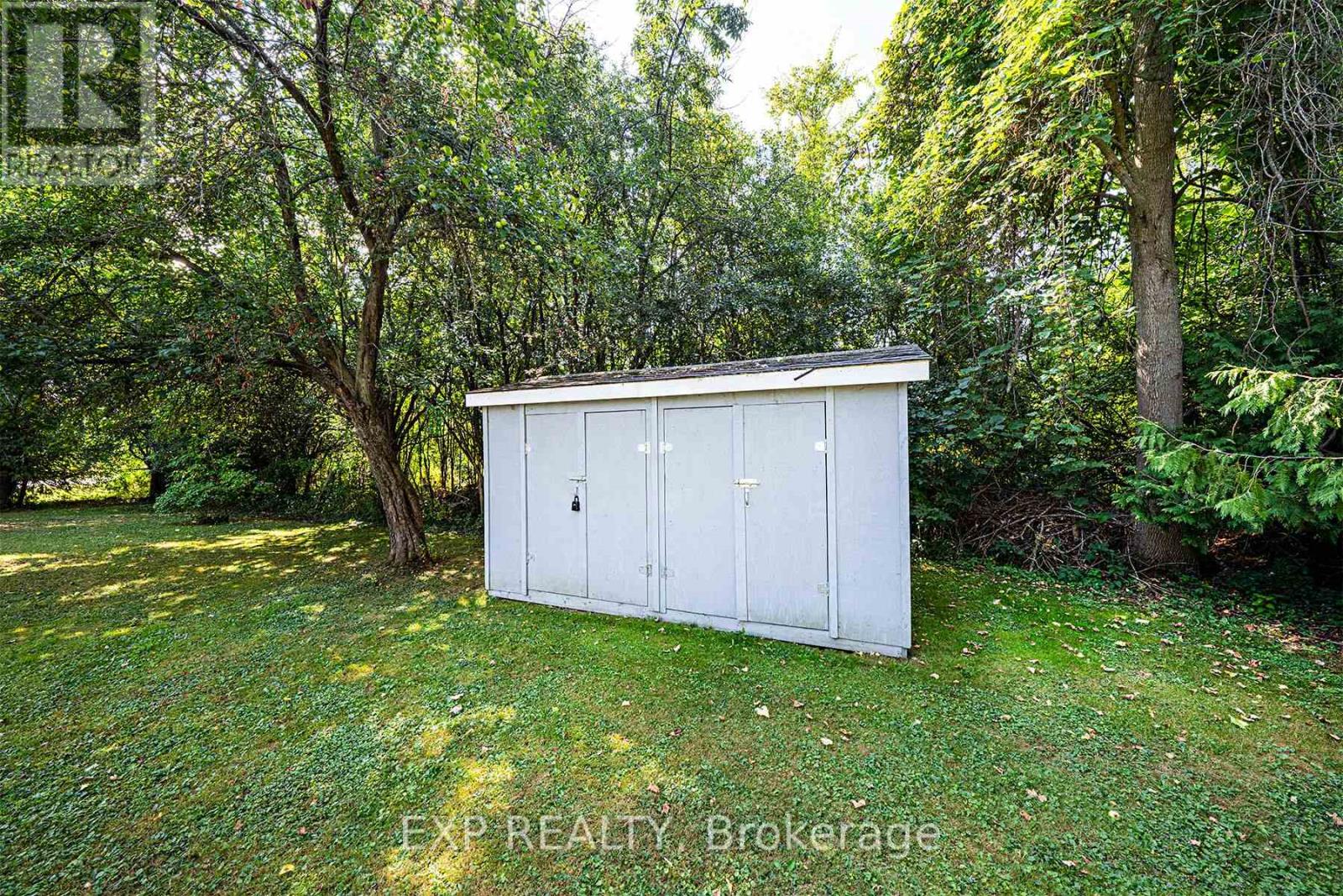 Photo 40 of 76 Sunset Beach Road, Georgina ON