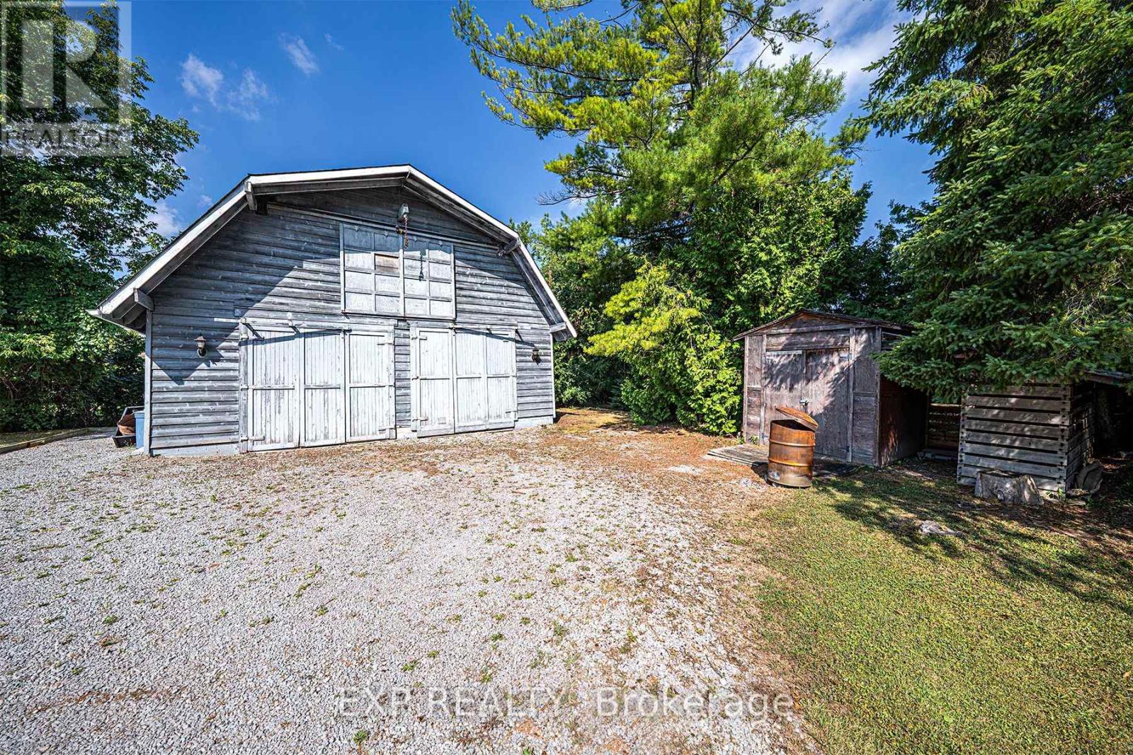 Photo 41 of 76 Sunset Beach Road, Georgina ON