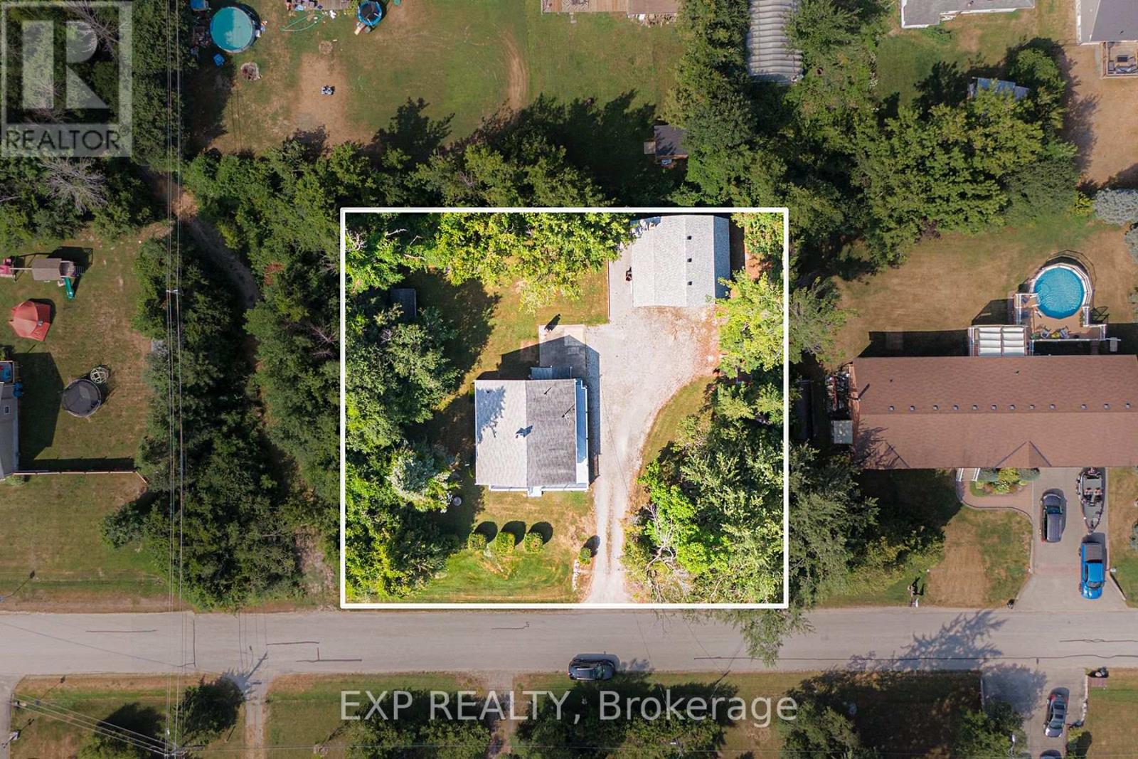 Photo 45 of 76 Sunset Beach Road, Georgina ON