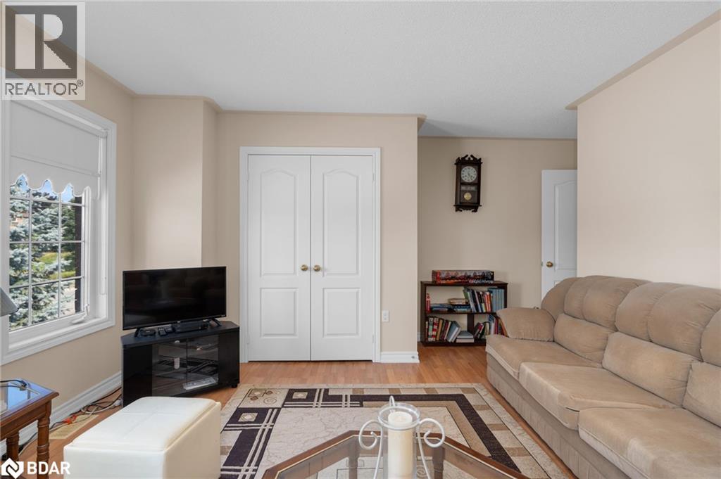 Photo 13 of 503 Simcoe Road, Bradford ON