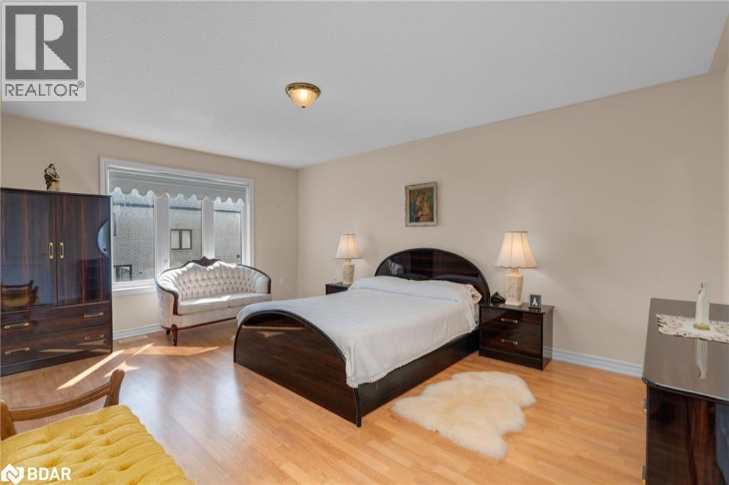 Photo 17 of 503 Simcoe Road, Bradford ON