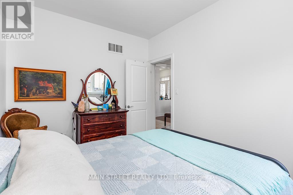 Photo 30 of 36 Savannah Crescent, Wasaga Beach ON
