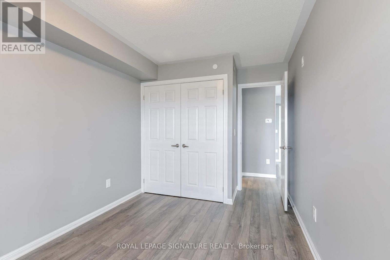 Photo 14 of 408 1045 Nadalin Heights, Milton ON