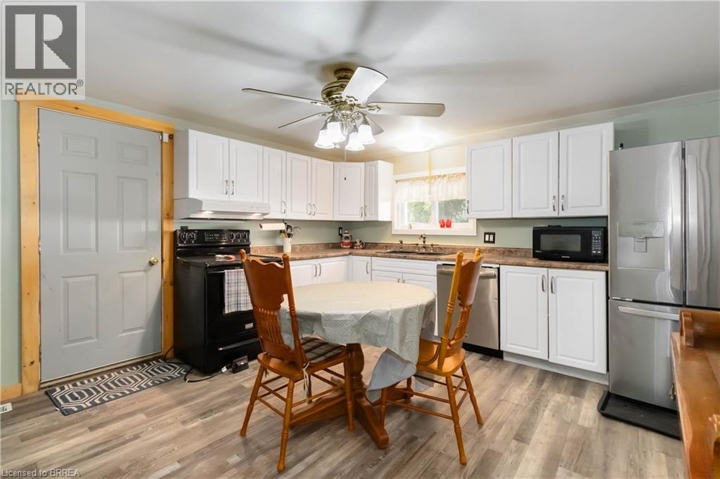 Photo 8 of 72 Murray Street, Brantford ON