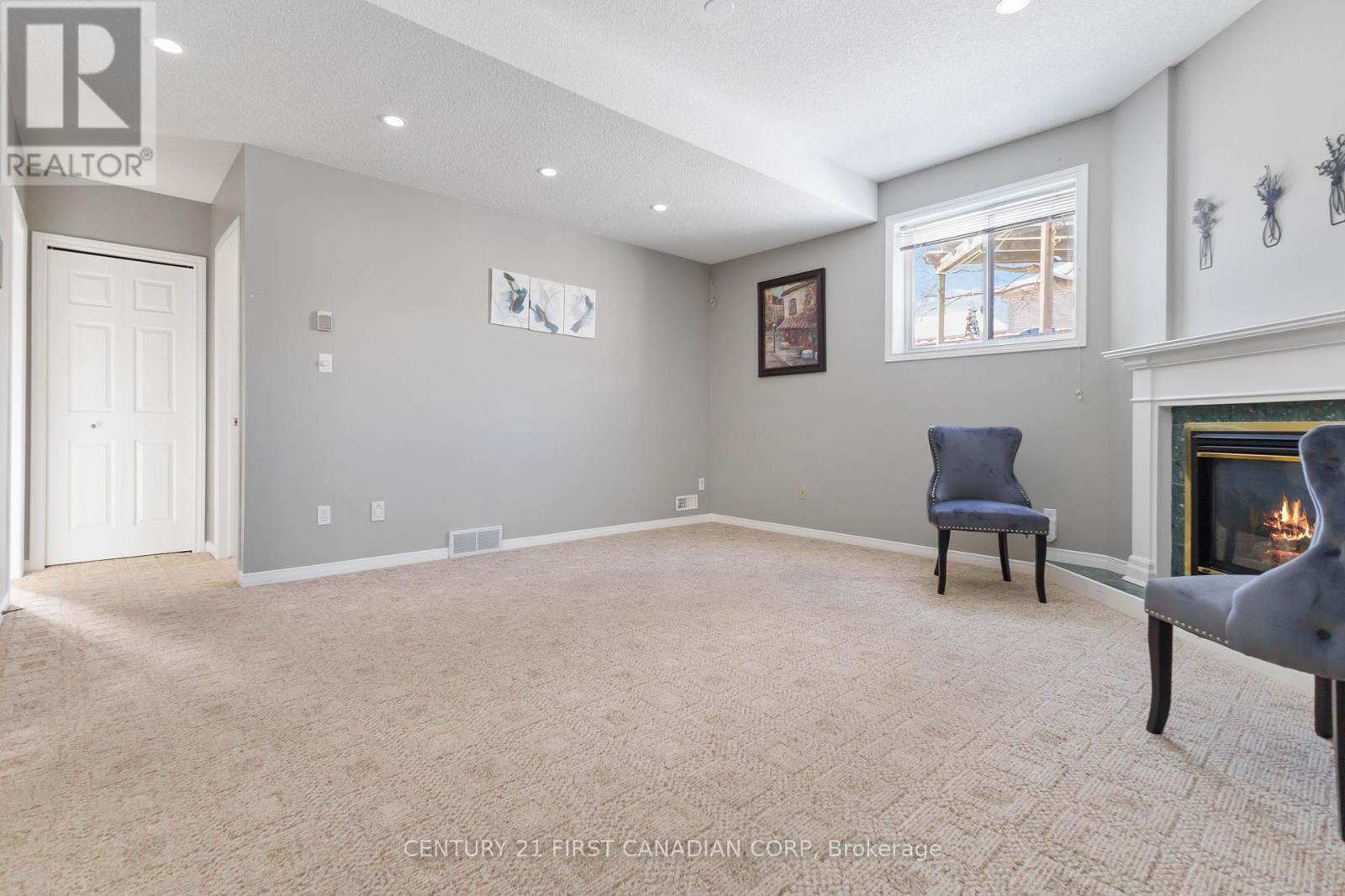 Photo 20 of 256 White Sands Drive, London South ON