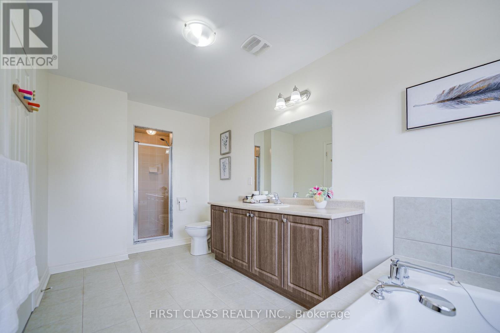 Photo 30 of 115 Noahs Farm Trail, Whitchurchstouffville ON