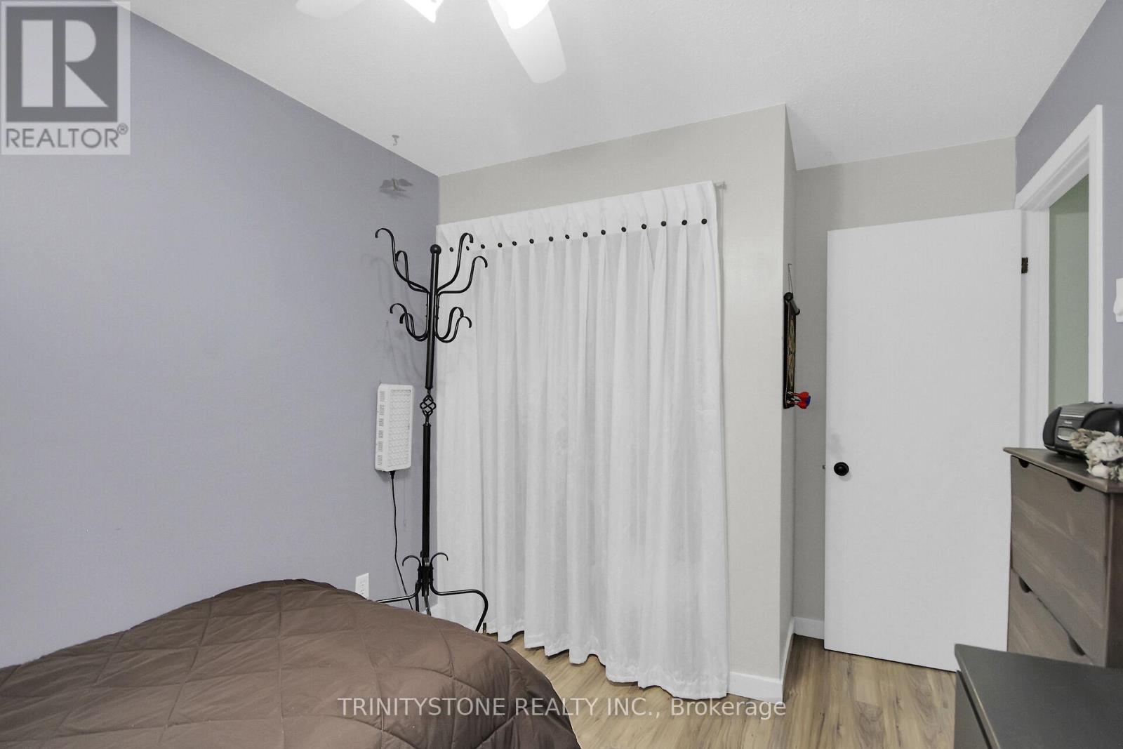 Photo 13 of 30 5620 Rockdale Road, Ottawa ON