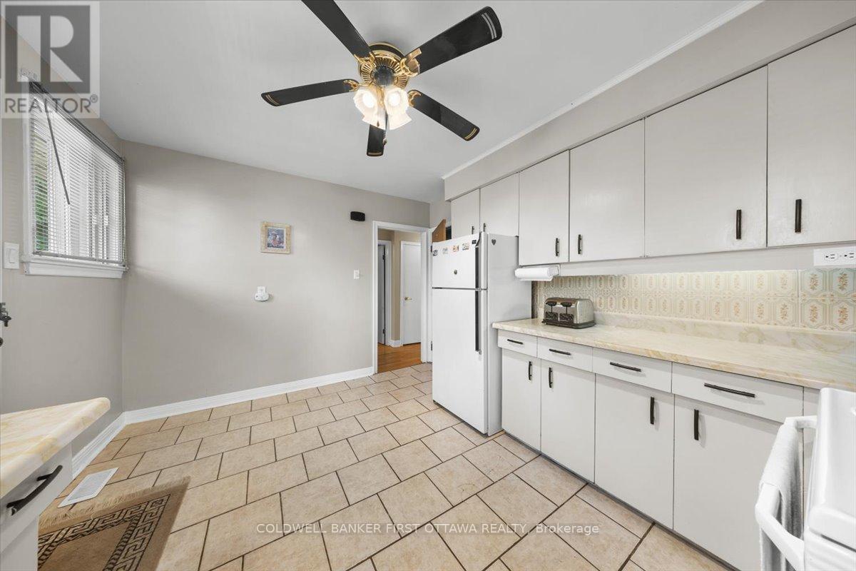 Photo 11 of 2146 Rushton Road, Ottawa ON